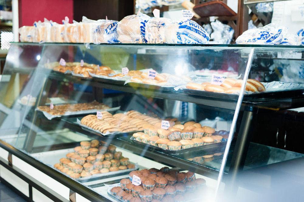 Frankie'S Foods And Rooms Accra Esterno foto